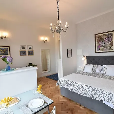 Apartament Salus, Maruna Opatija