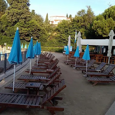 Apartament Salus, Maruna